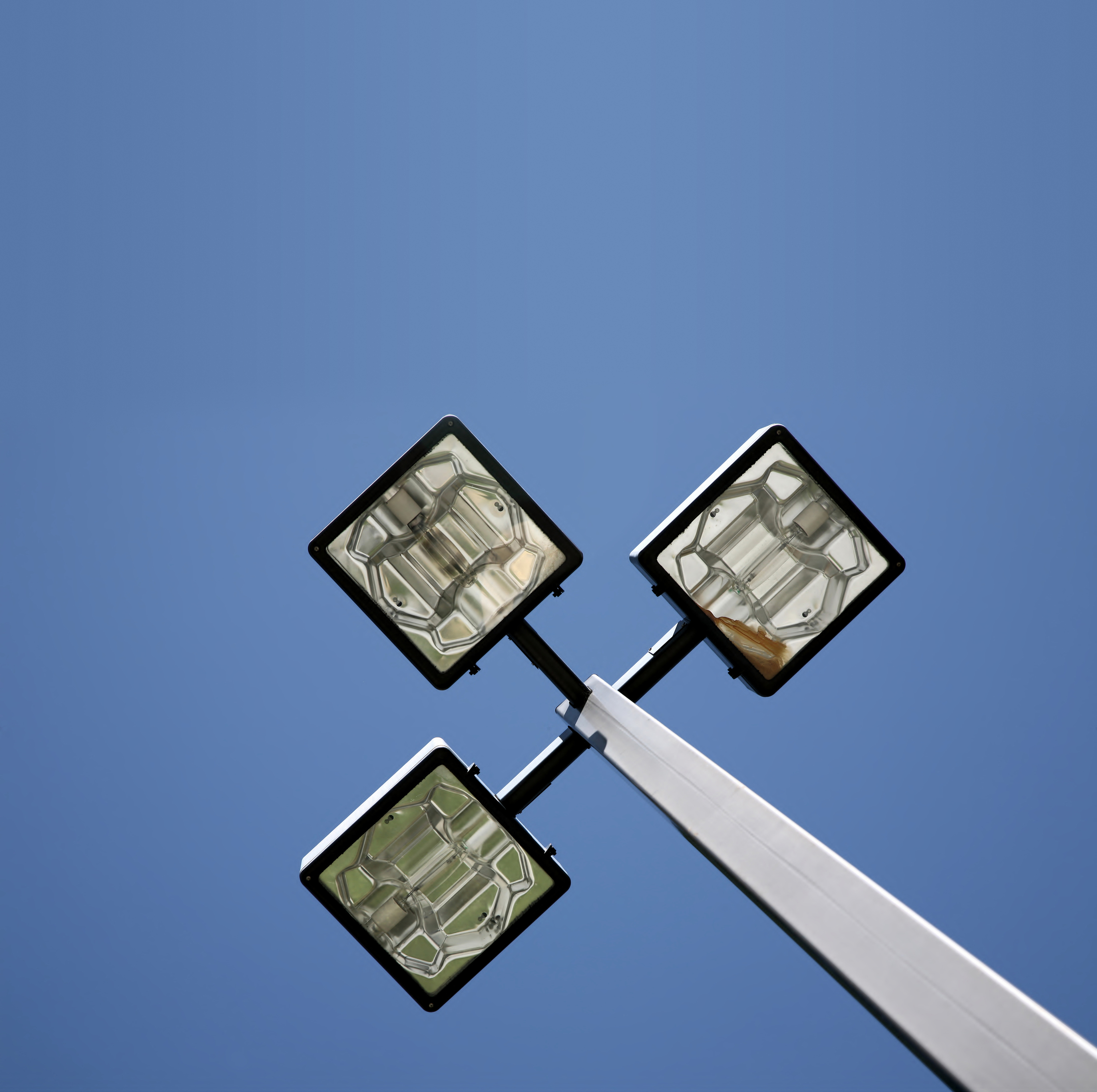 Smart streetlight project helps Oklahoma Gas and Electric keep the