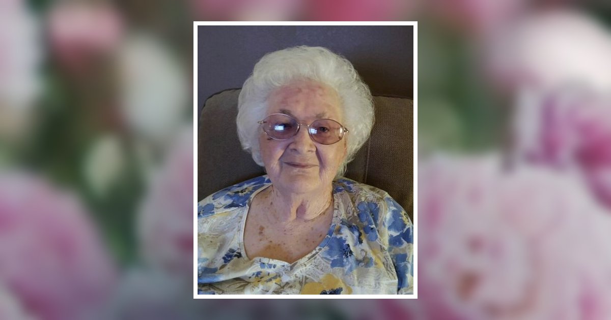 Lois Stevens Obituary October 6, 2022 Krestridge Funeral Home(03)