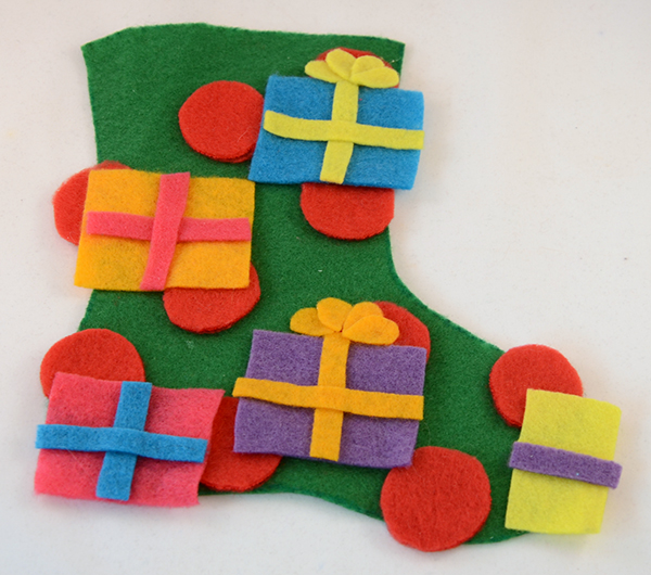 How to Make a Felt Applique Christmas Stocking