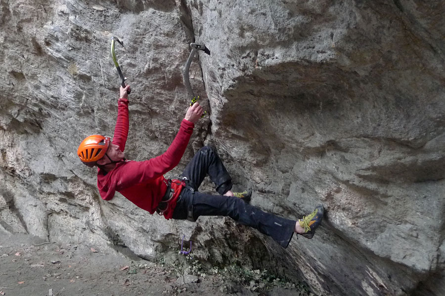 UKC Gear REVIEW Top Ice Axes