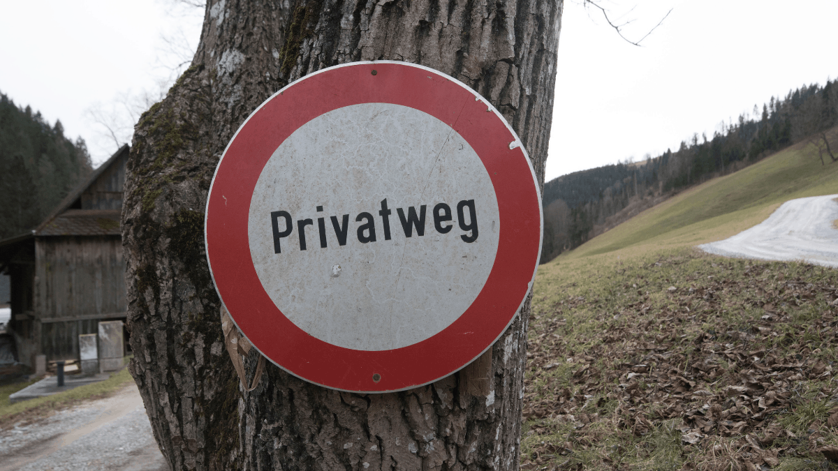 Hausfriedensbruch in der Schweiz einfach erklärt