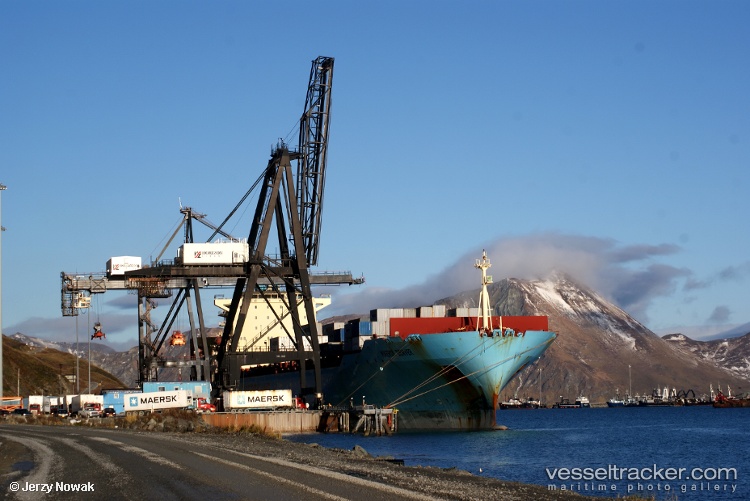 Dutch Harbor Port Photo from jojek