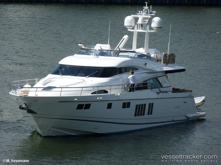 QUEST Vessel photos for Manner