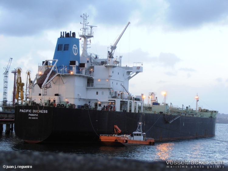 OAK EXPRESS Vessel photos for ouruto