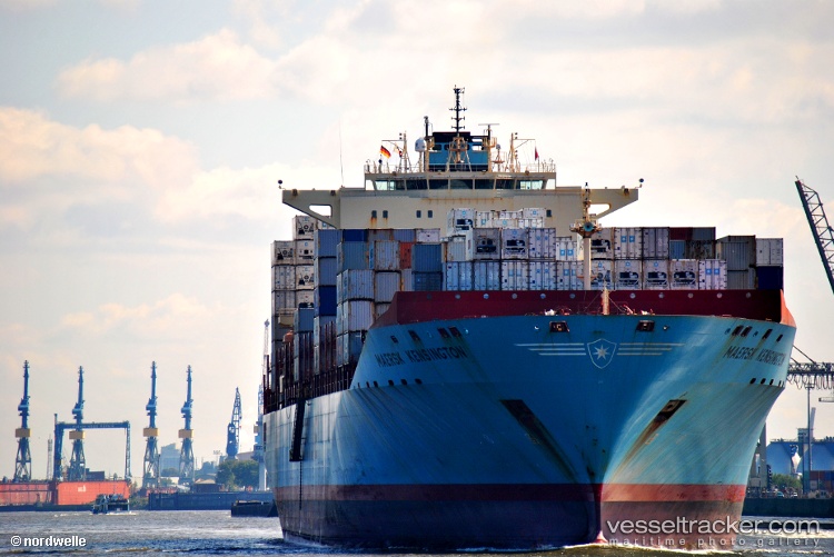 MAERSK KENSINGTON Vessel photos for nordwelle