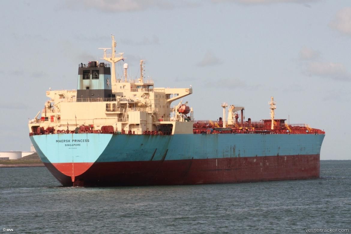 SRI ASIH Vessel photos for willemvanS