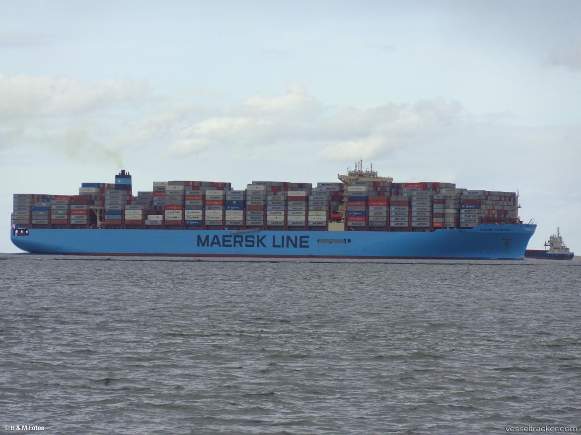 MAERSK HAMBURG Vessel photos for bulky4