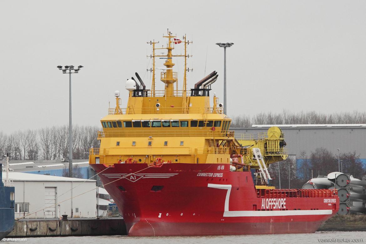 CONNECTOR Vessel photos for JHuismann