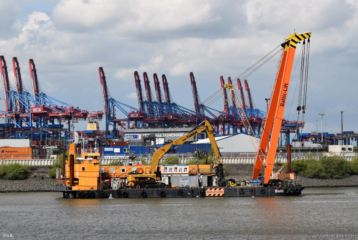 BALTIC LIFT Schiffsfoto von OpaOeli