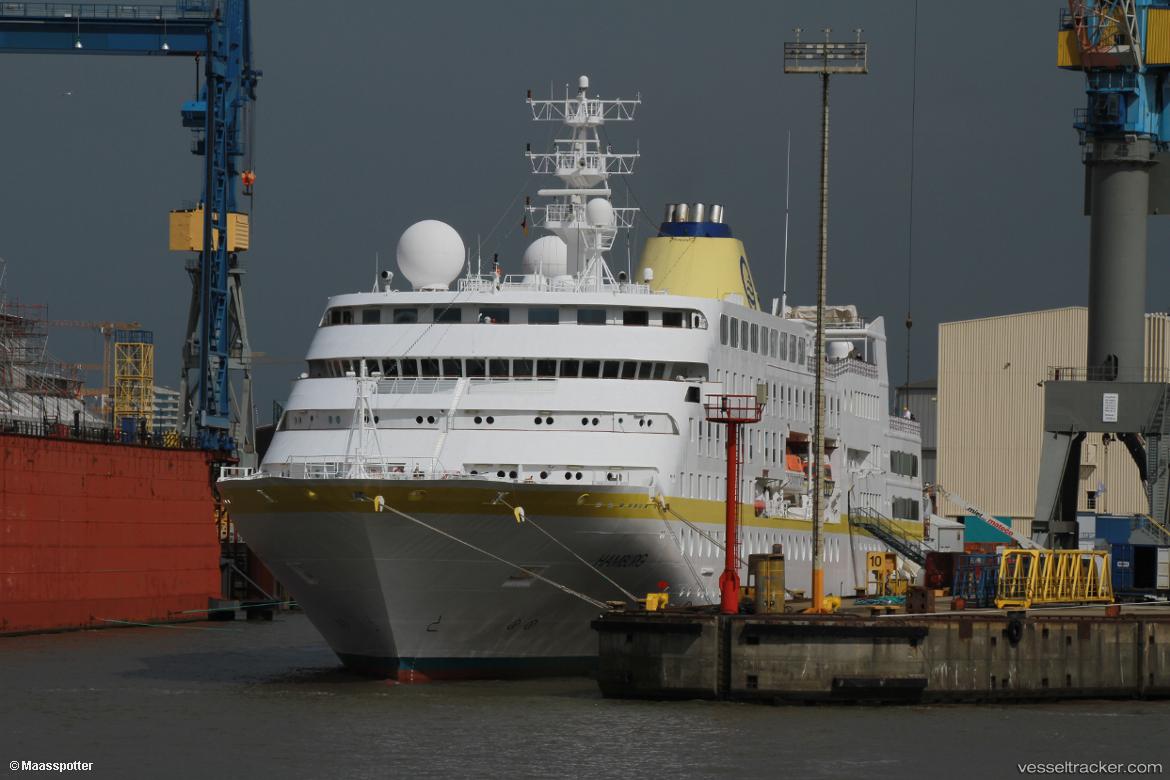 MV HAMBURG Vessel photos for maasspotter
