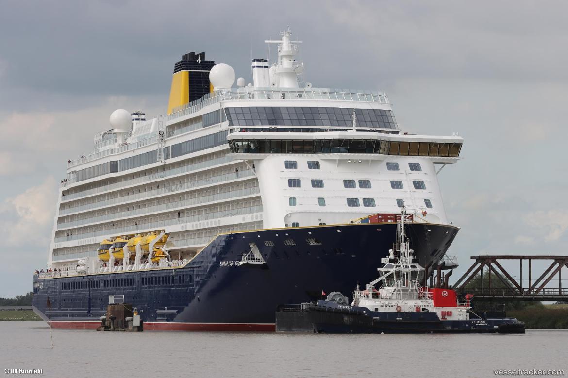 SPIRIT OF ADVENTURE Vessel photos for Ulfship