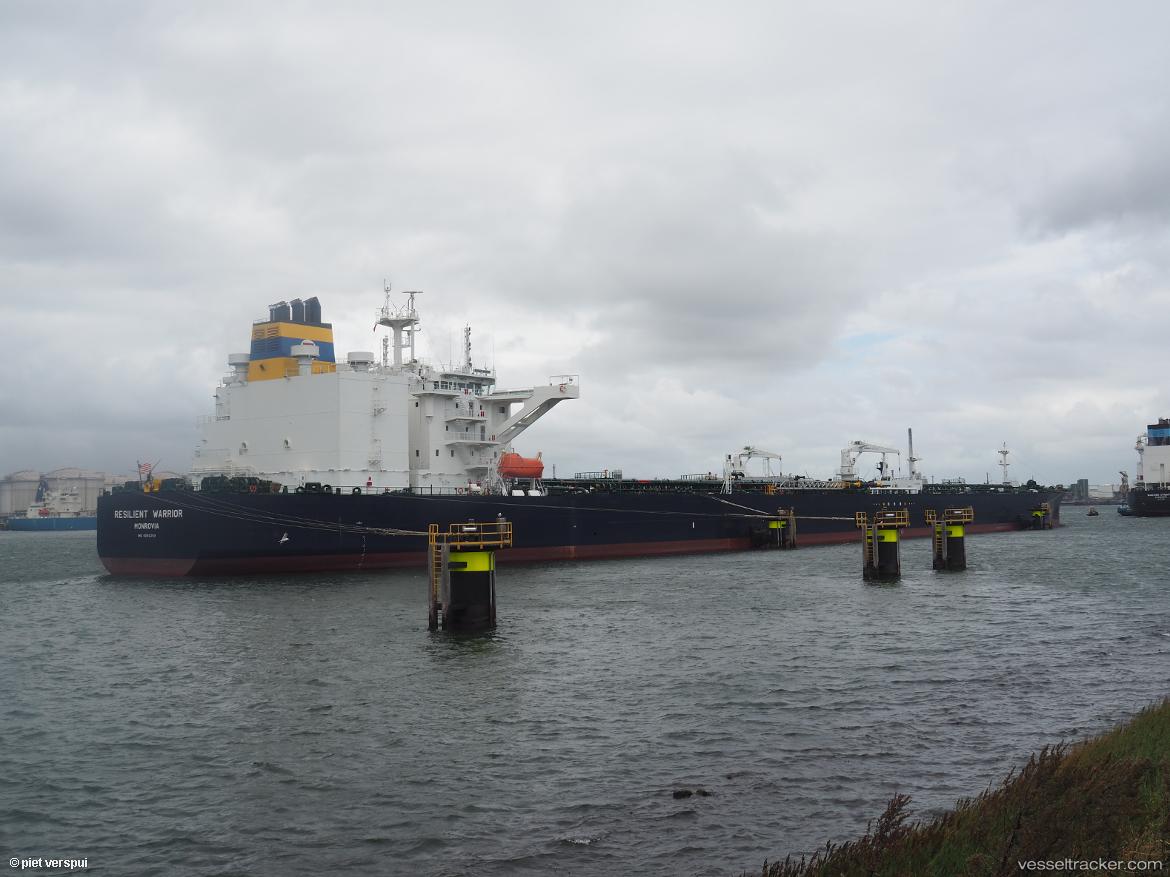 RESILIENT WARRIOR Vessel photos for PietVerspui