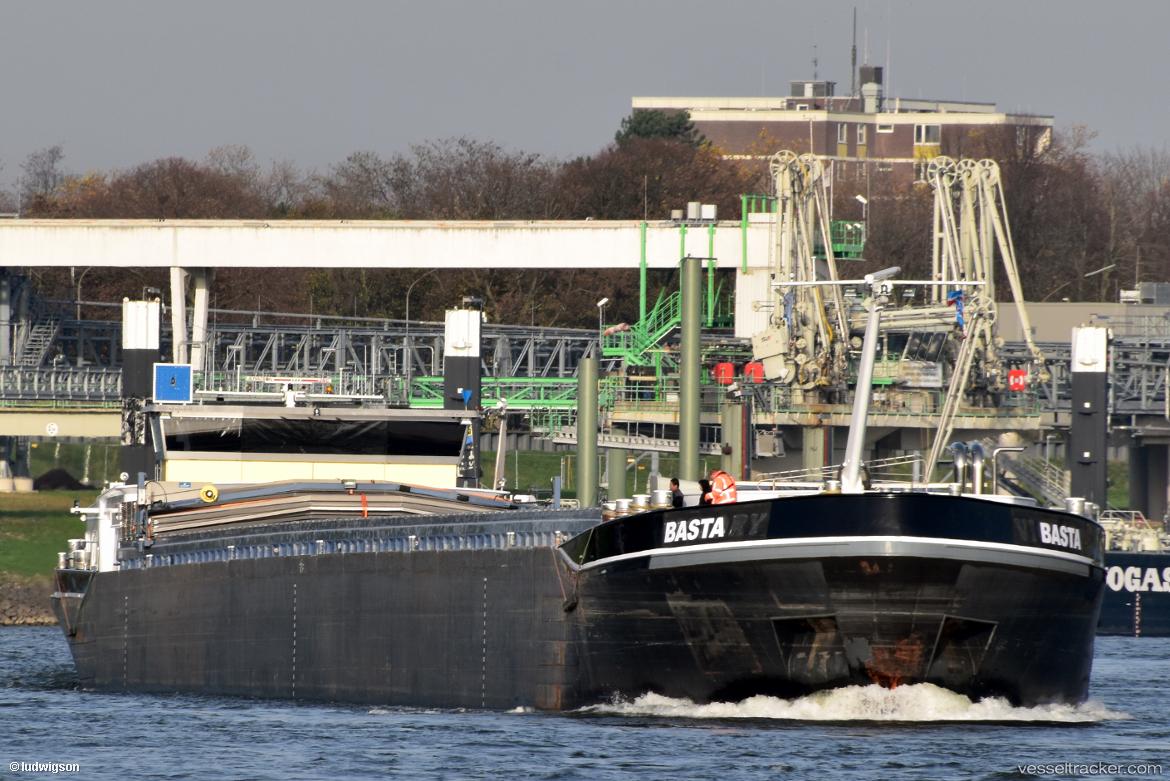 BASTA Vessel photos for ludwigson - vesseltracker.com