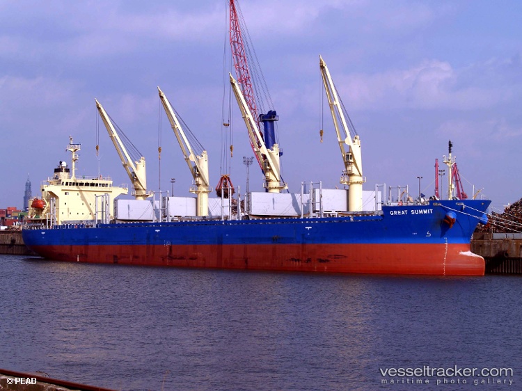 OAK HARBOUR Vessel photos for PEAB