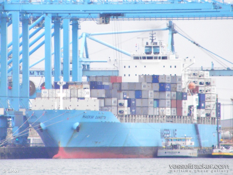 LONG BEACH EXPRESS Vessel photos for muesli74