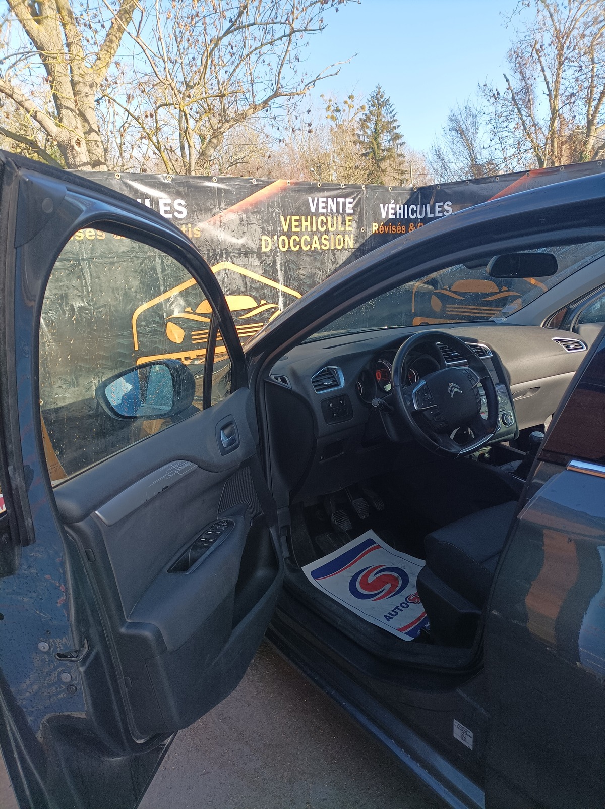 Citroen C4 1.6 HDI 92 CV PAIEMENT EN 4 FOIS Annonce
