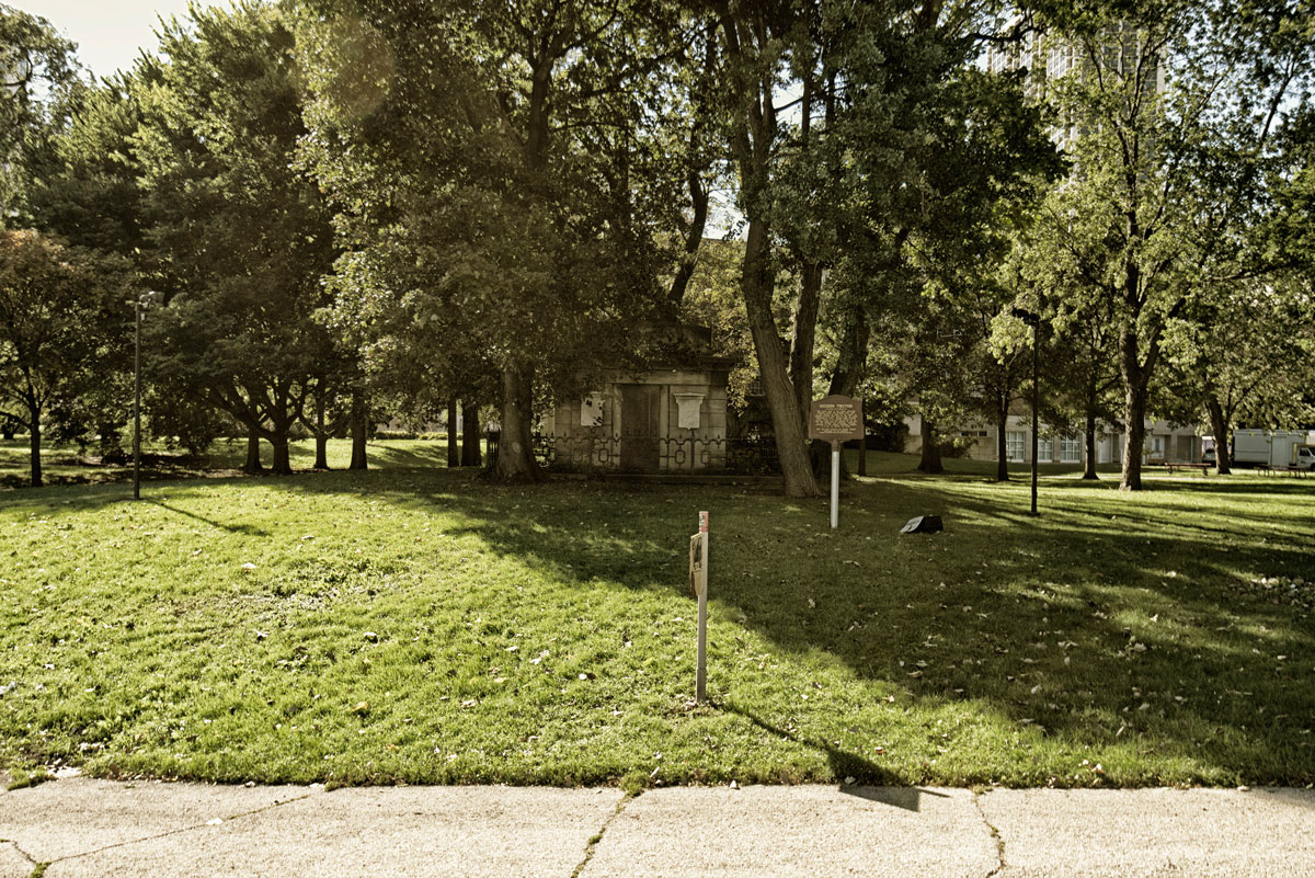 What’s That Building? The Couch Tomb In Chicago’s Lincoln Park WBEZ