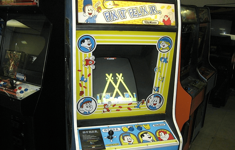 Wreck-It-Ralph Vintage Arcade Machine Arrives On E-Bay With A Ridiculously High Price Tag