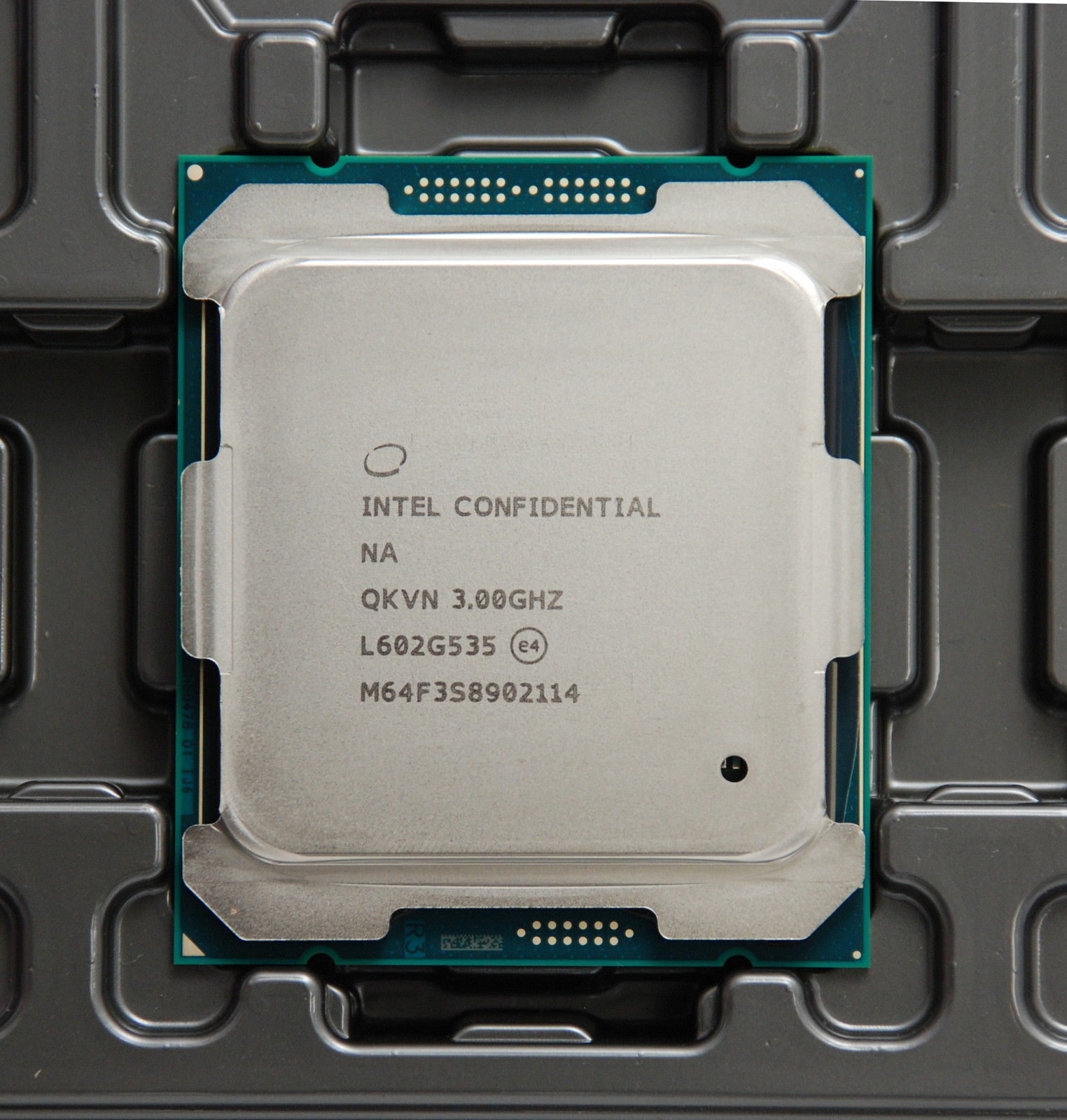 Intel's BroadwellE Core i76950X, Core i76900K and Core