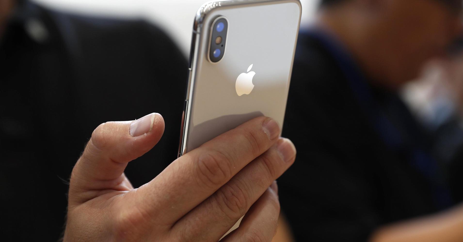 The iPhone X Is Labelled One Of The '25 Best Inventions of 2017' By