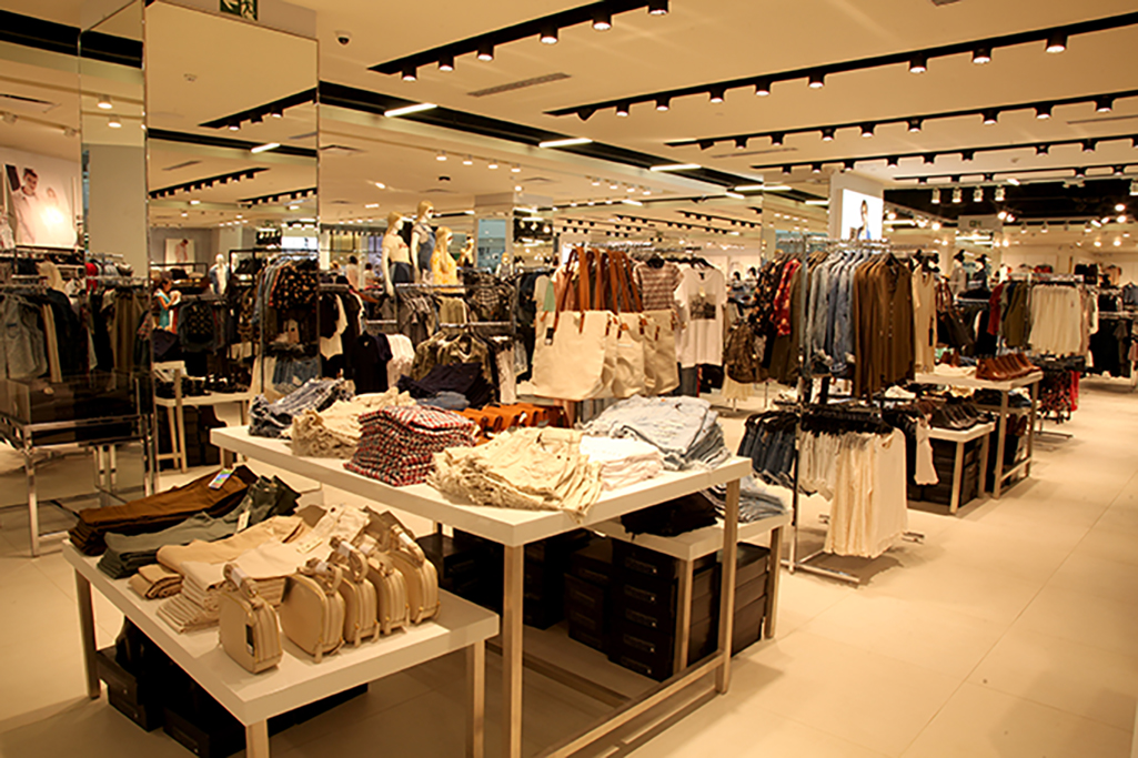 Forever 21 Says Customers Credit Card Info Stolen from Certain Stores