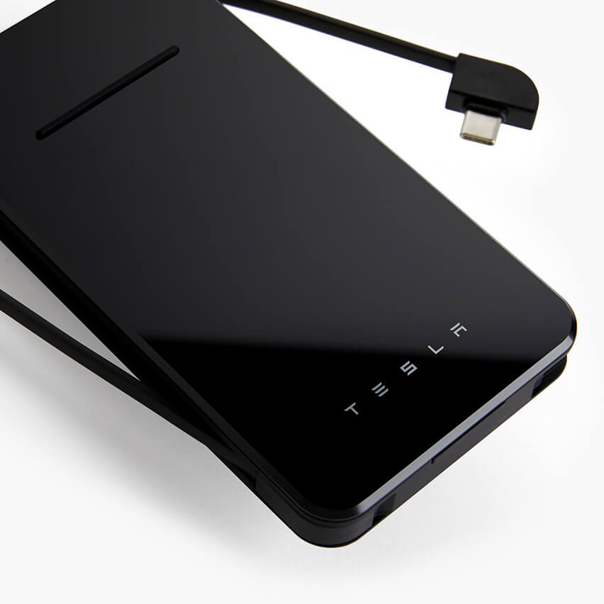 Tesla Wireless Charger Also Doubles as a Powerbank With a Sleek Form