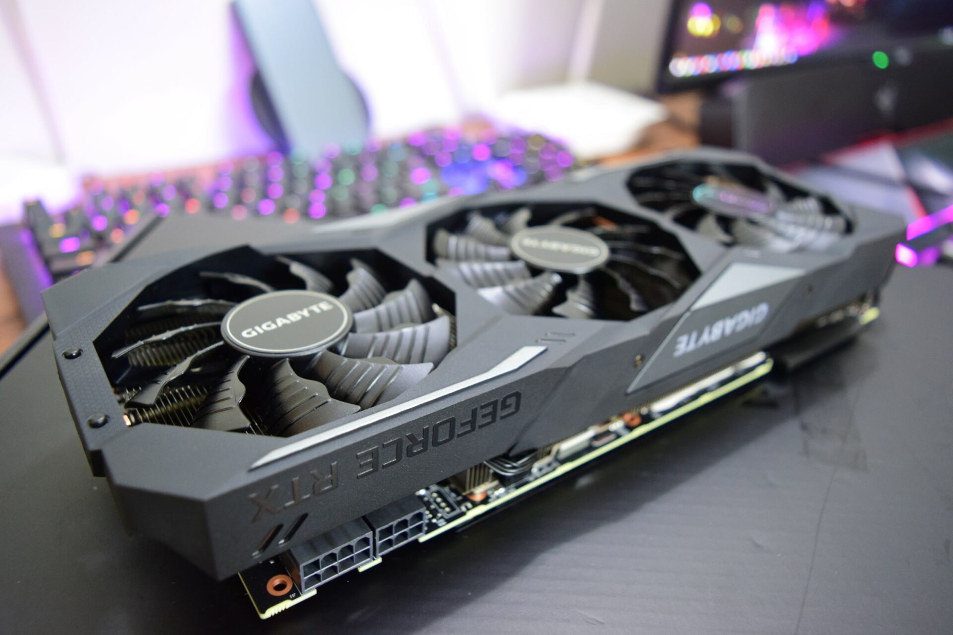 Gigabyte GeForce RTX 2080 SUPER Gaming OC Graphics Card Review