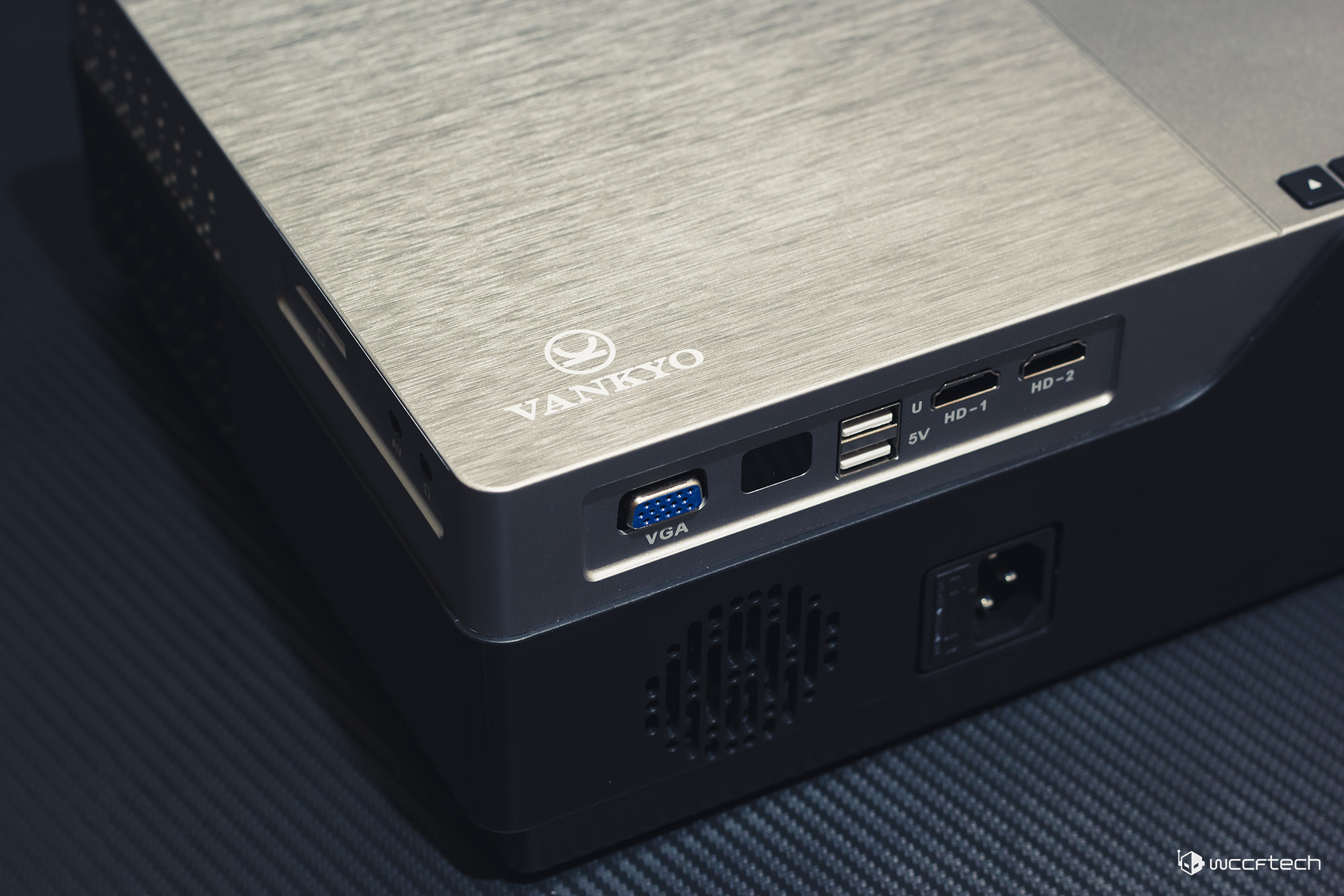 Vankyo V600 Review The Cheapest Native 1080p Projector At 250