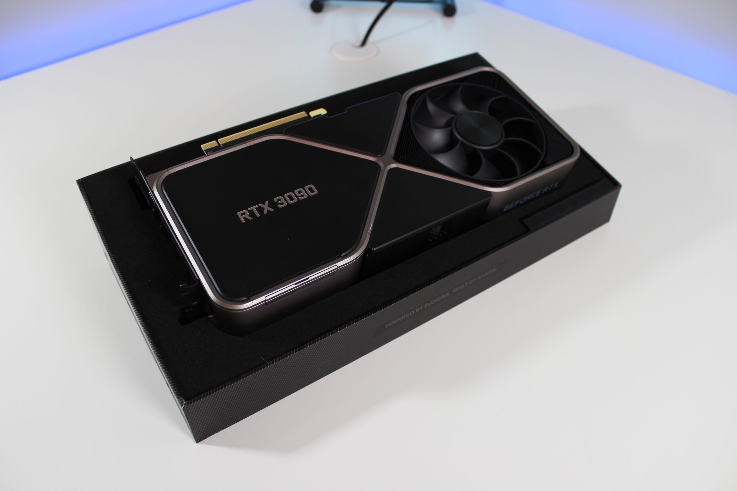 NVIDIA GeForce RTX 3090 24 GB "Ampere" Founders Edition