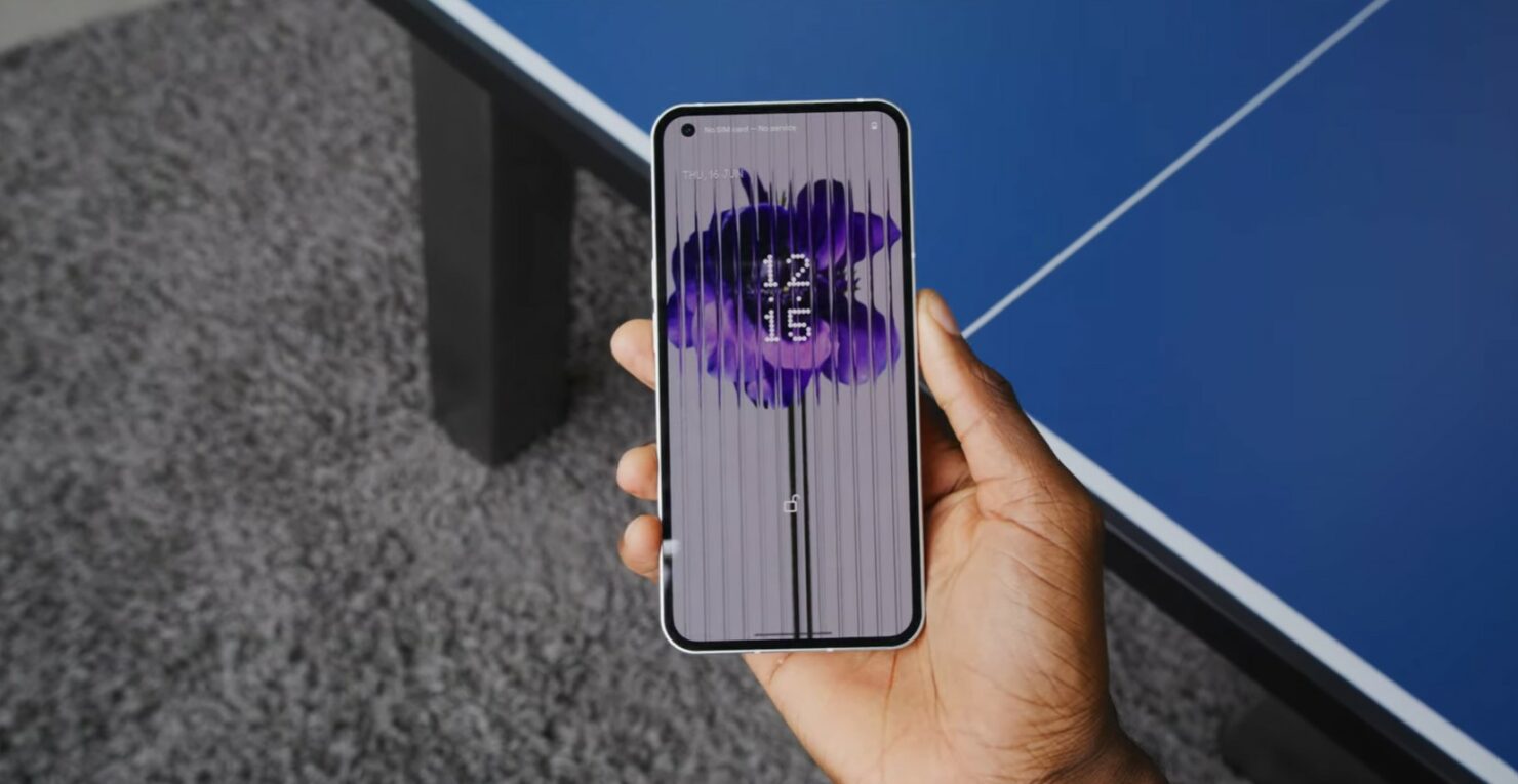 Nothing Phone 1 Units are Showing Green Tint on the Screen [UPDATE