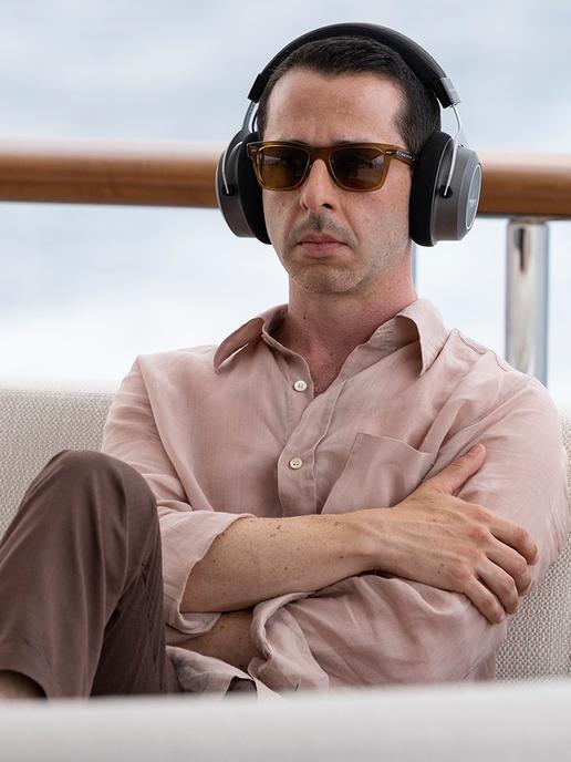 Things To Consider Before Purchasing Oakley Sunglasses