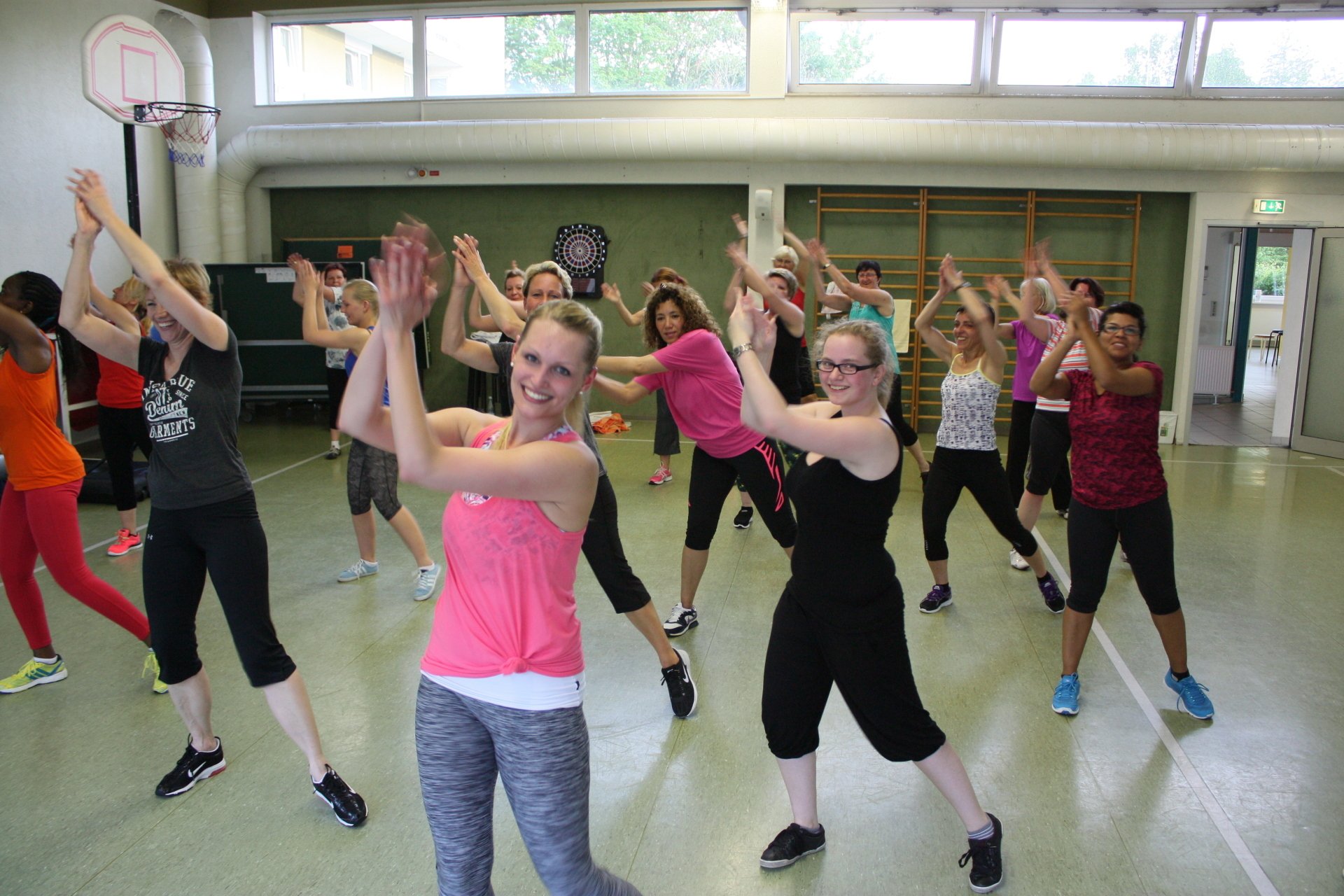 Zumba St Augustin De Desmaures at Dora Wachtel blog