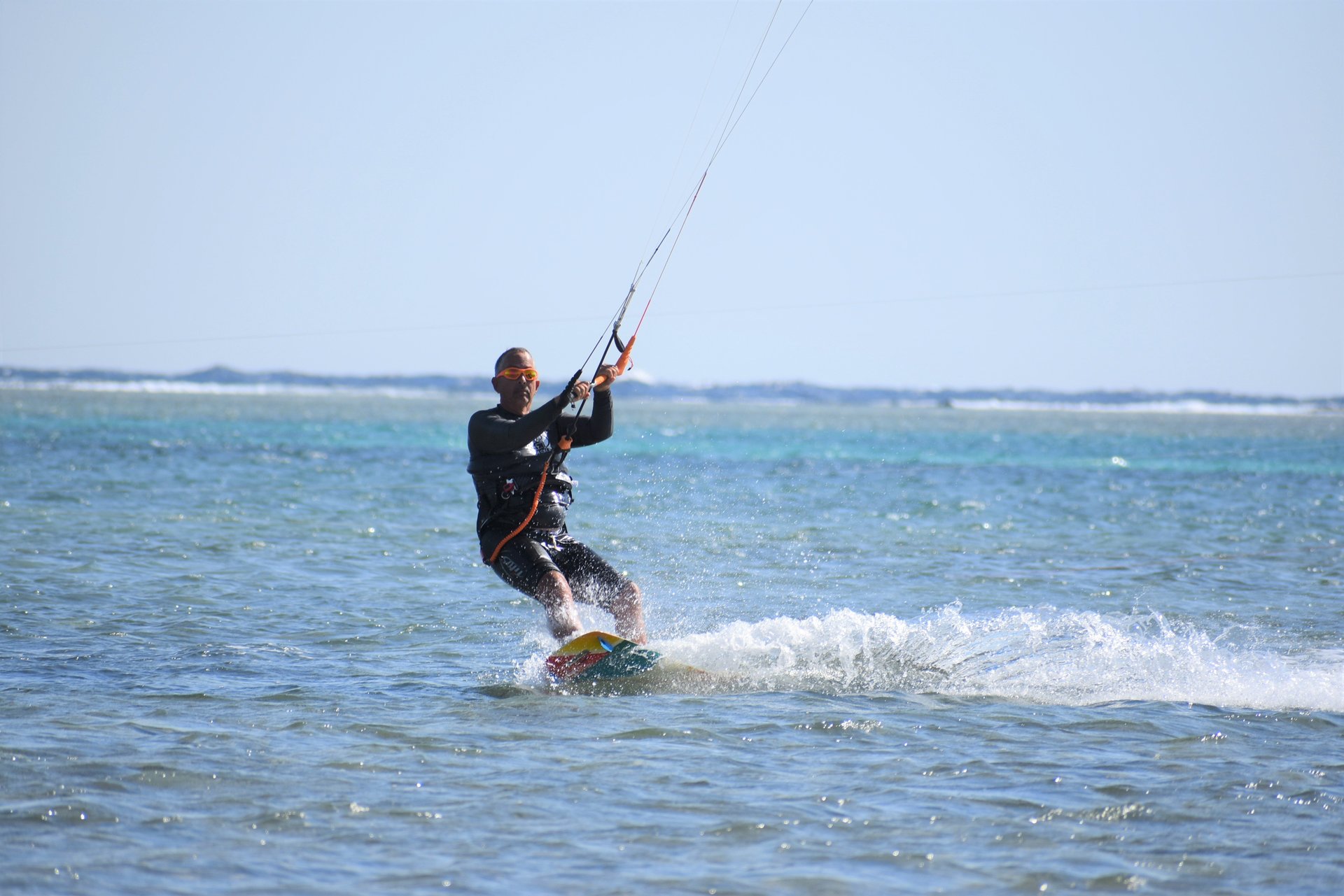The Difference Between Kiteboarding And Windsurfing kite blog