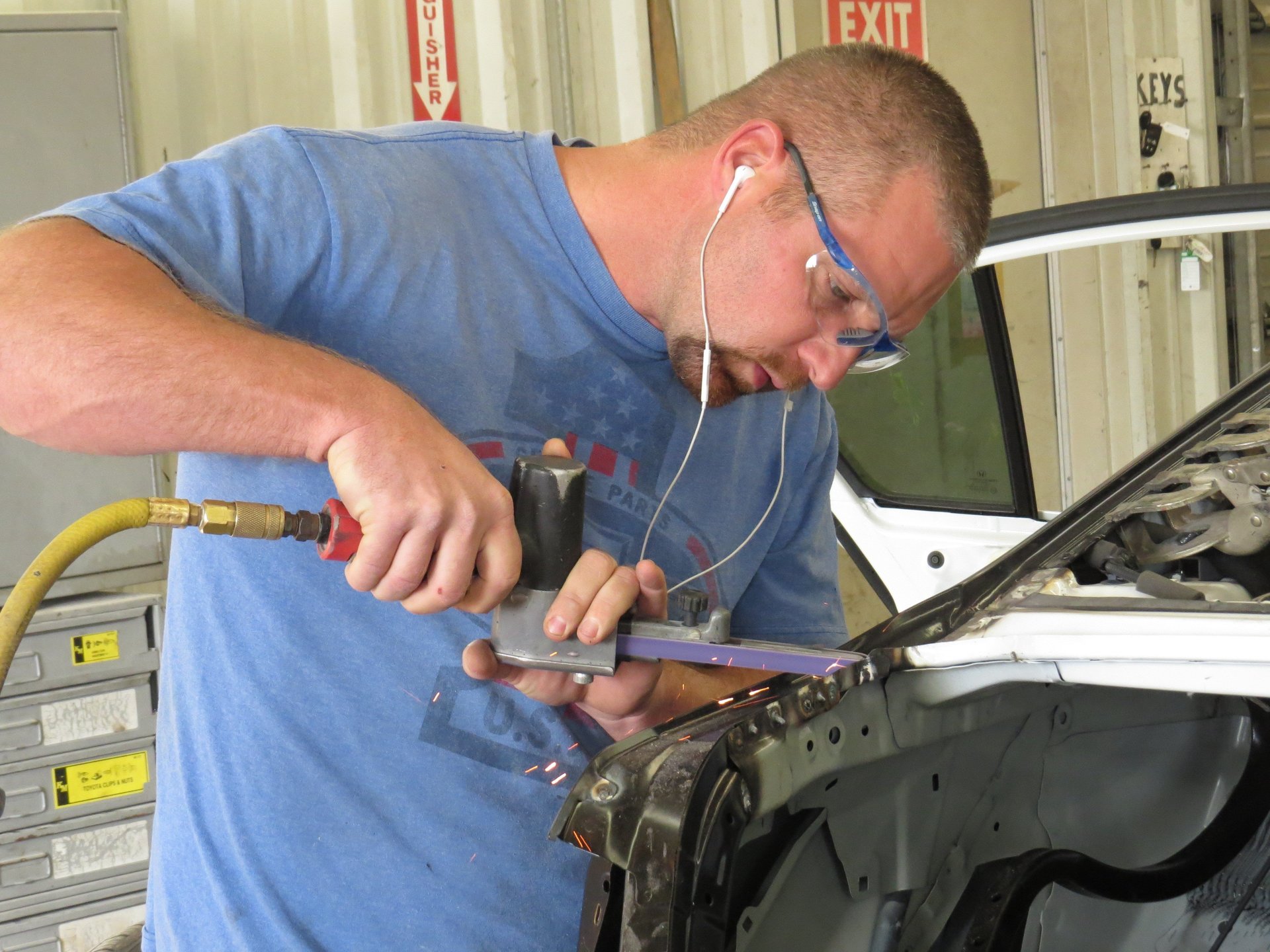 Halter's Body Shop, Conway, AR, BODY SHOP, auto collision repair