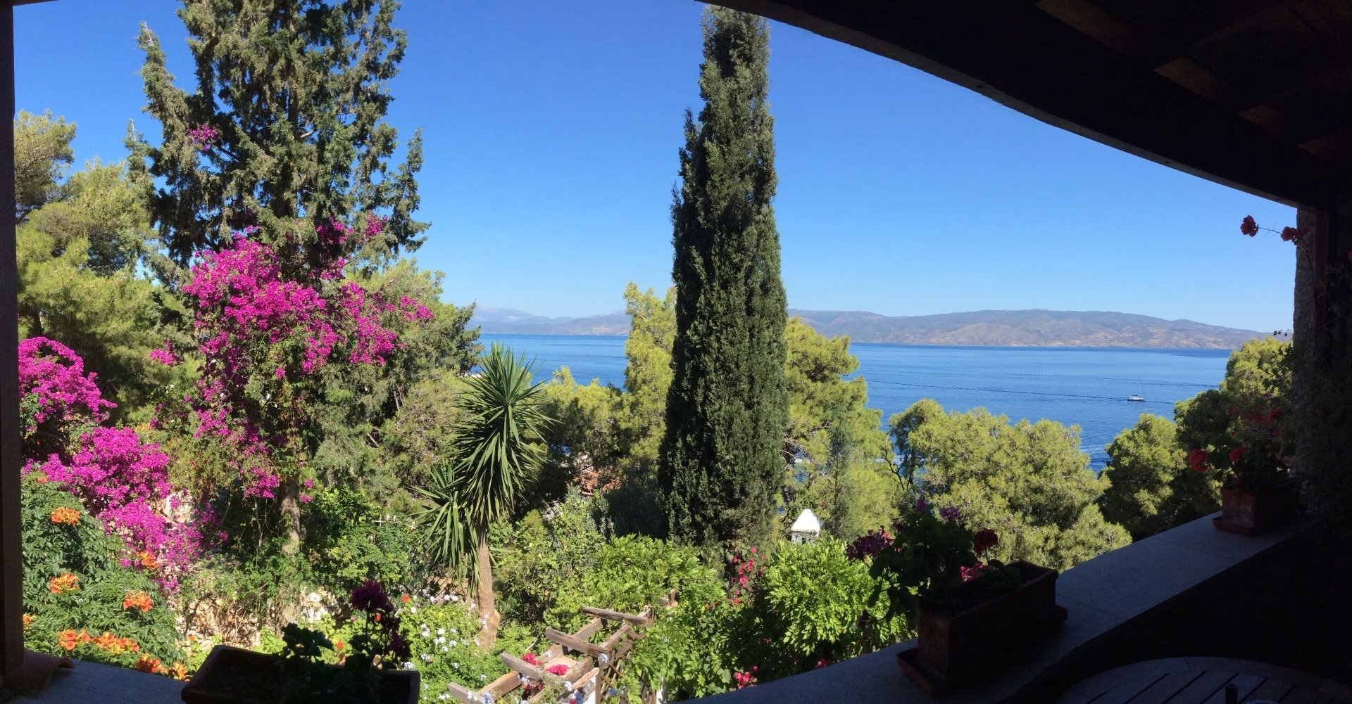 Avlaki Haven House to rent for holidays on Hydra Island, Greece