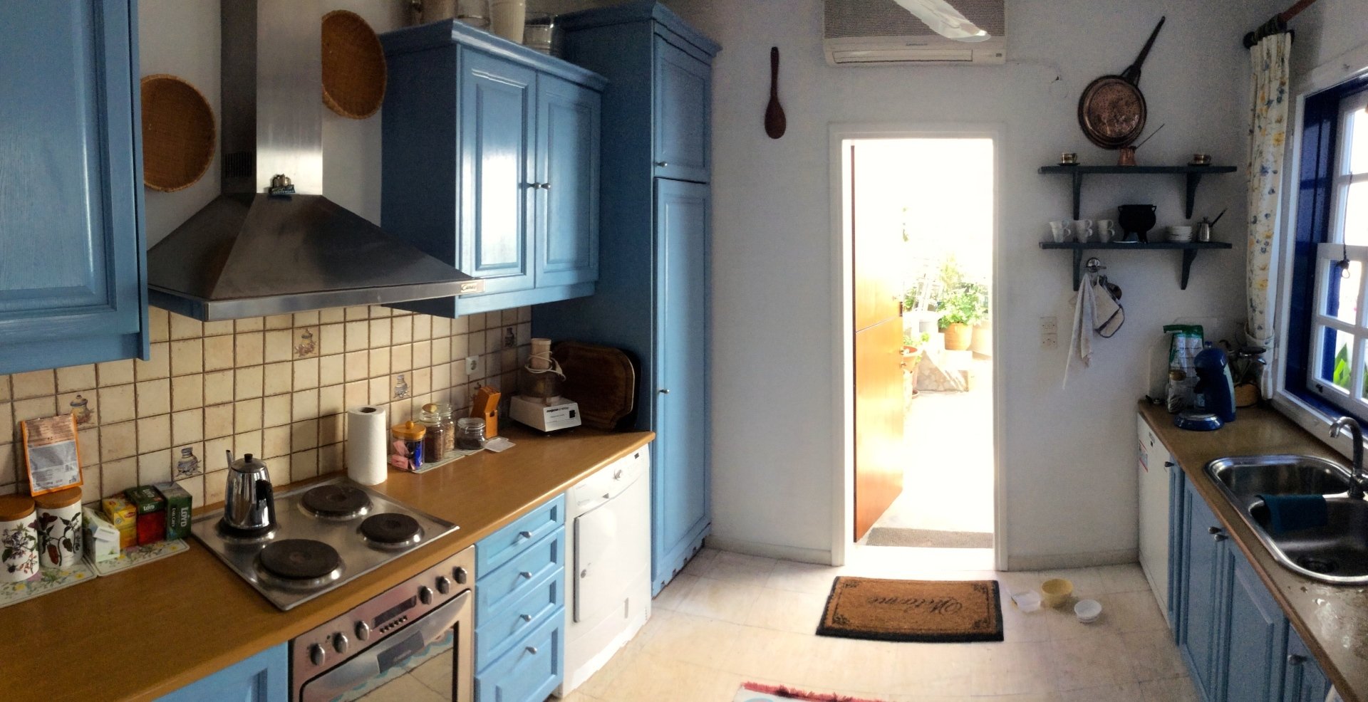 Avlaki Haven House to rent for holidays on Hydra Island, Greece