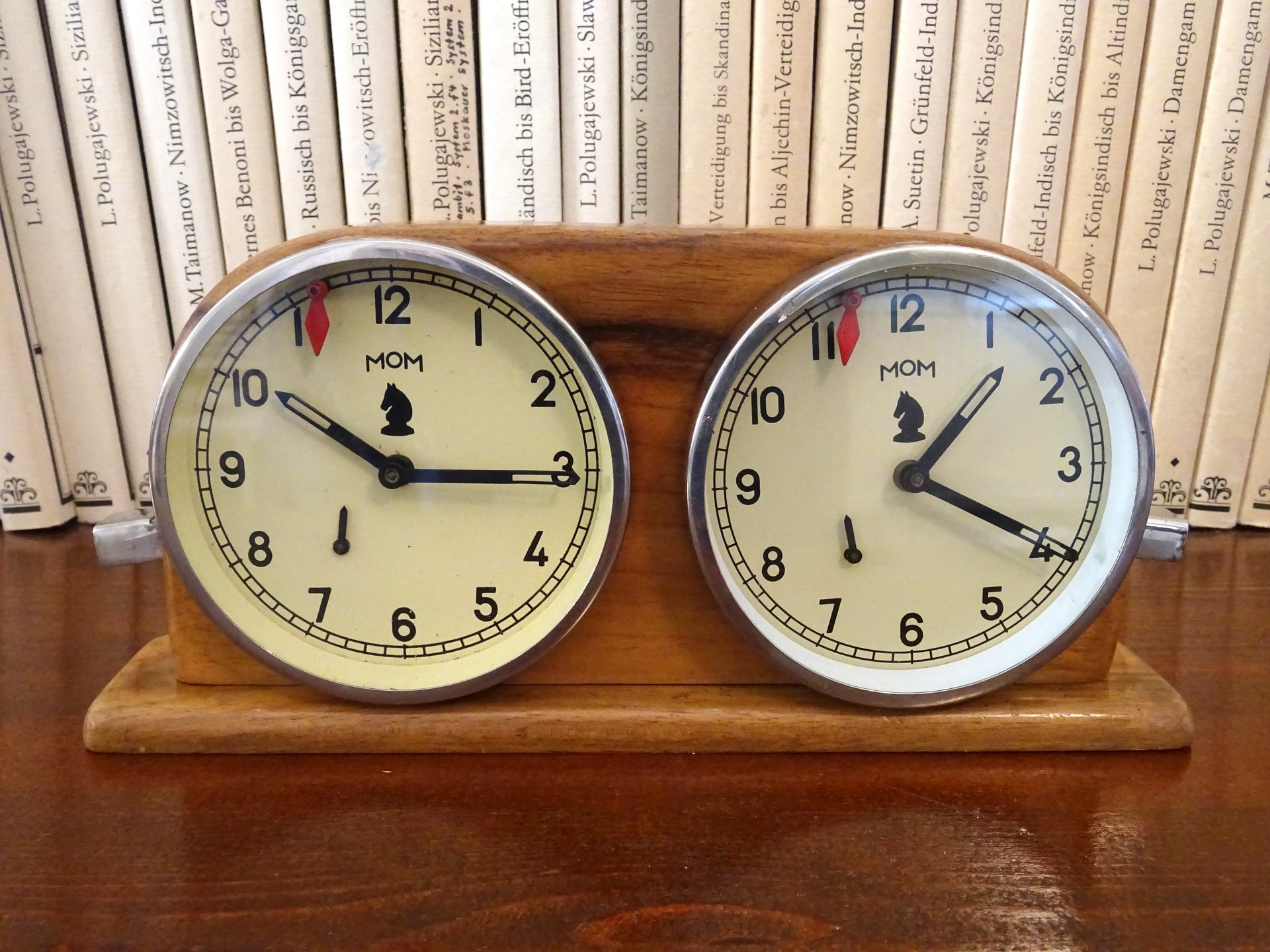 Mom Chess Clock For Sale at Henry Baker blog