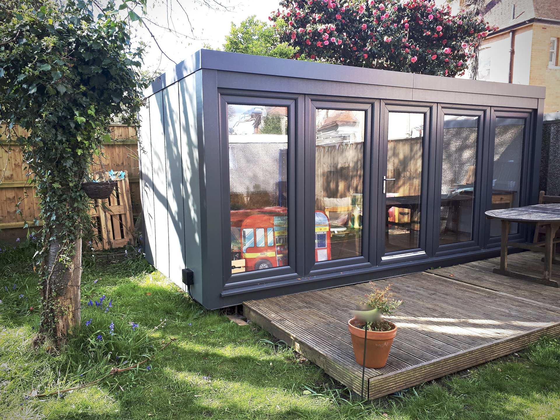 Garden Rooms Scotland. garden office garden studio.