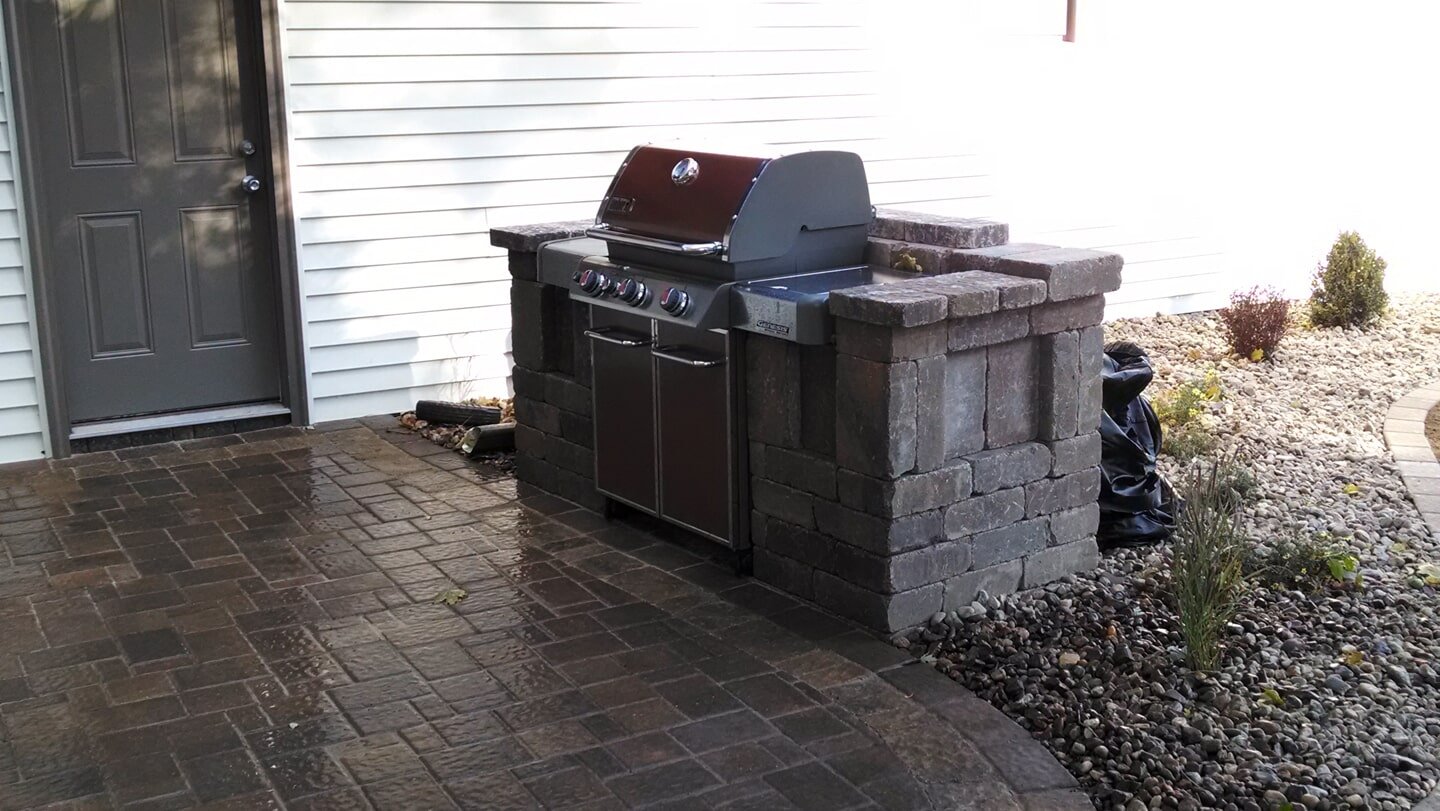 outdoorkitchensandfireplaces Green Bay, WI JM Landscaping LLC