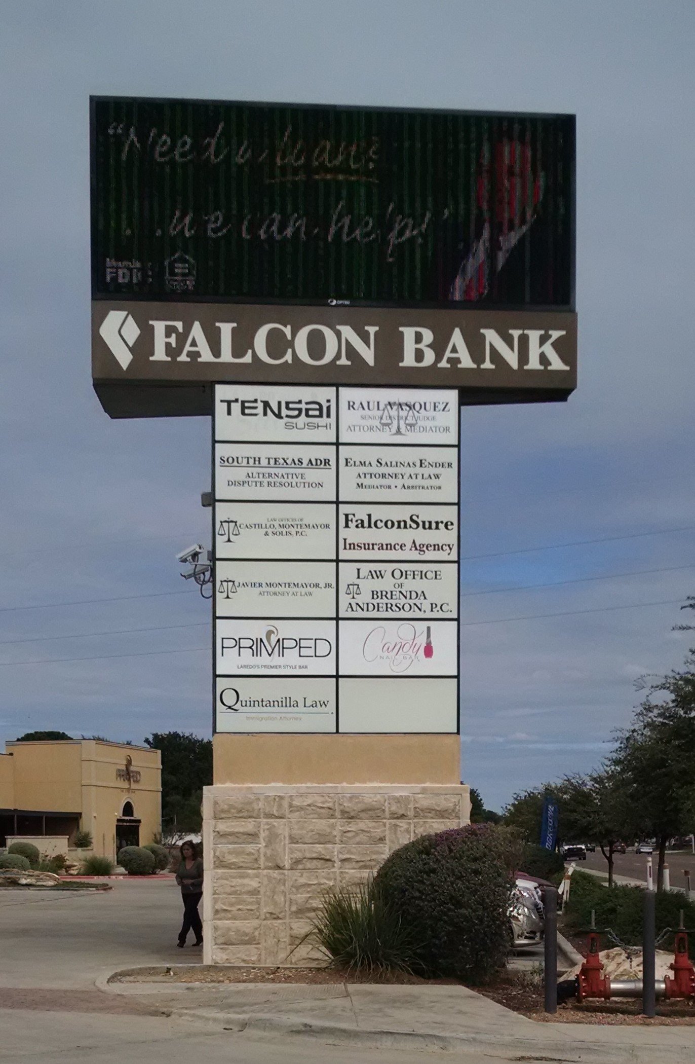Commercial Sign Installation Laredo, TX South Texas Neon Signs Co. Inc.
