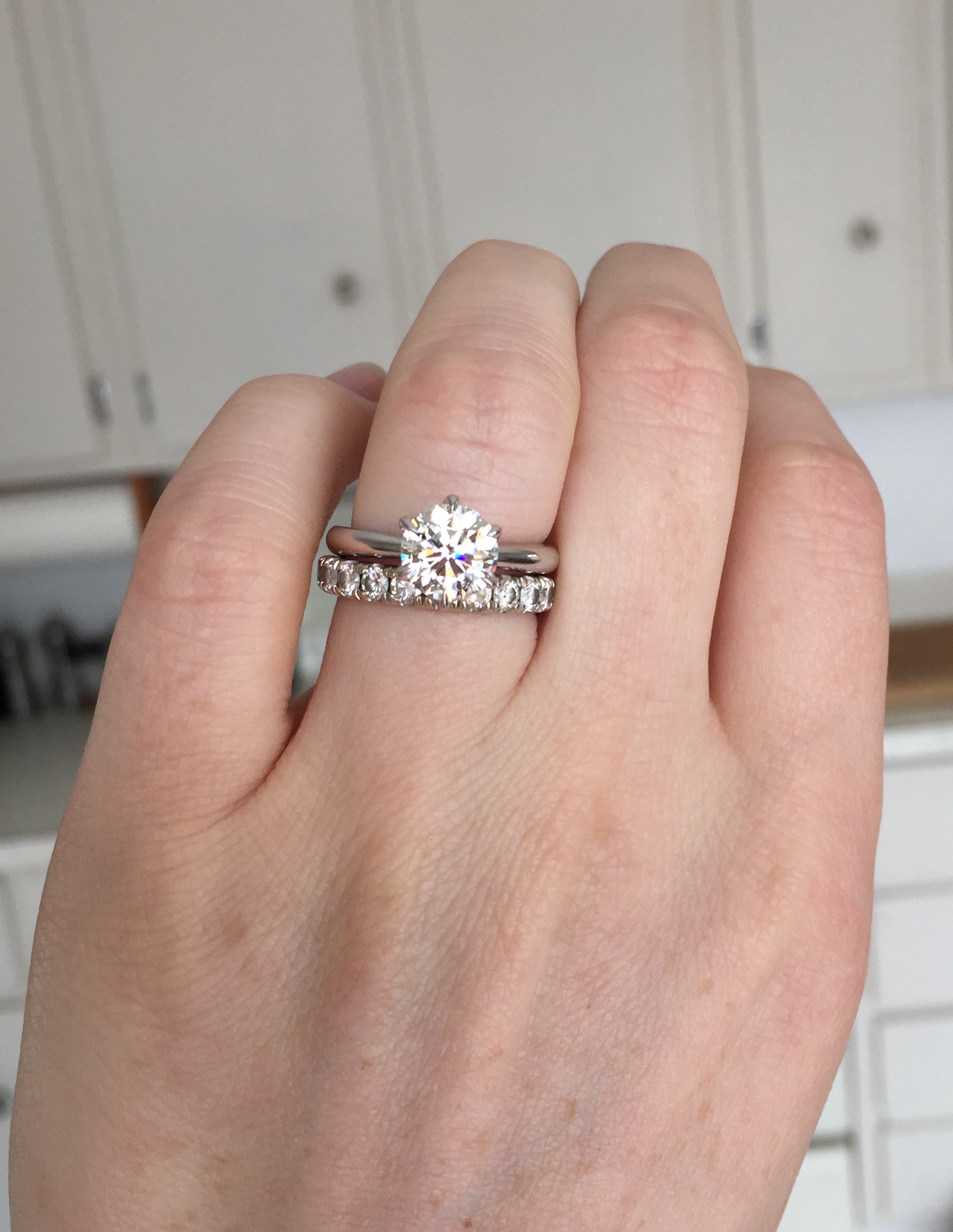What colour diamond for a rose gold solitaire?!?