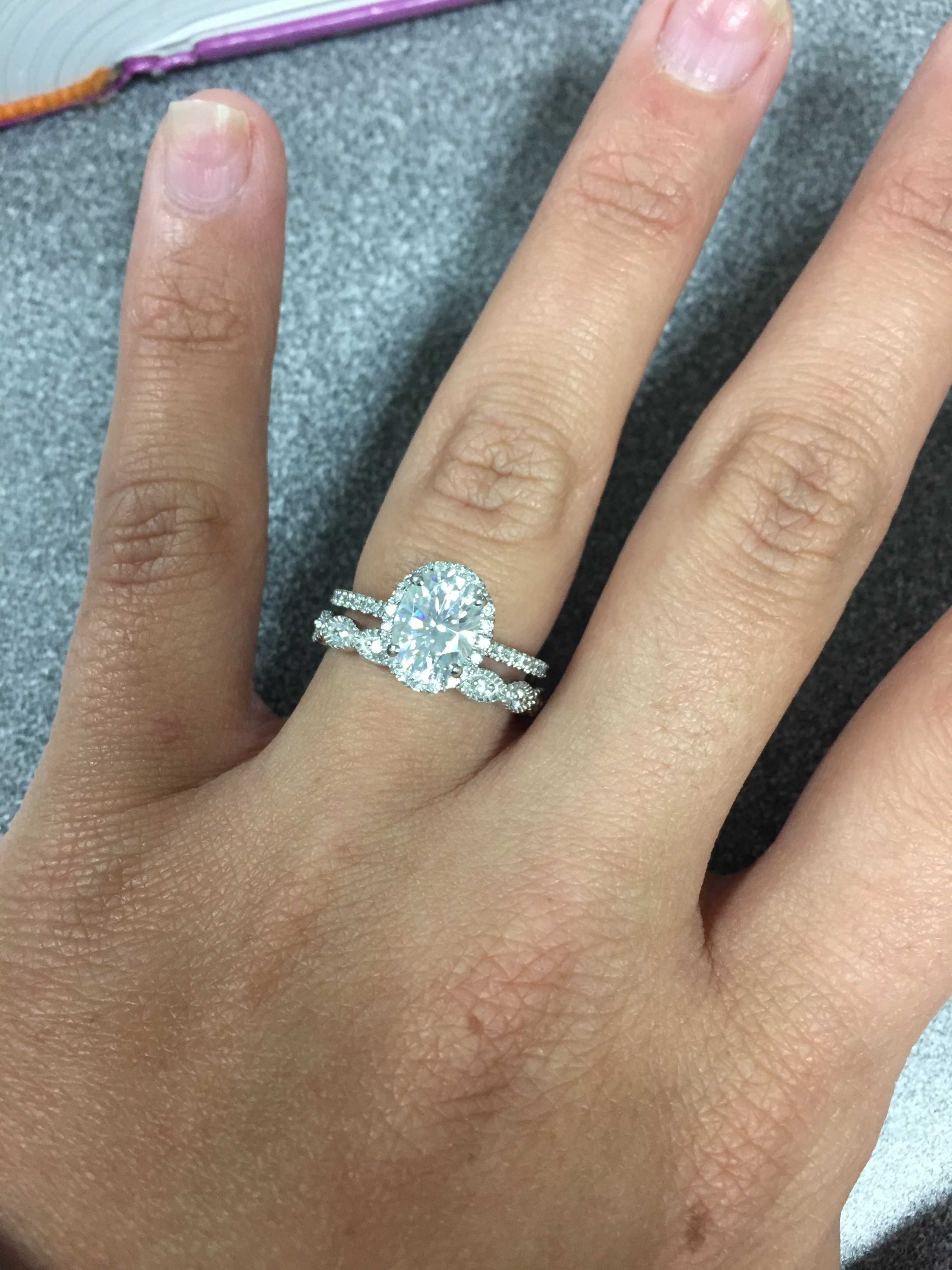 Oval engagement ring! Show me your oval engagement ring!
