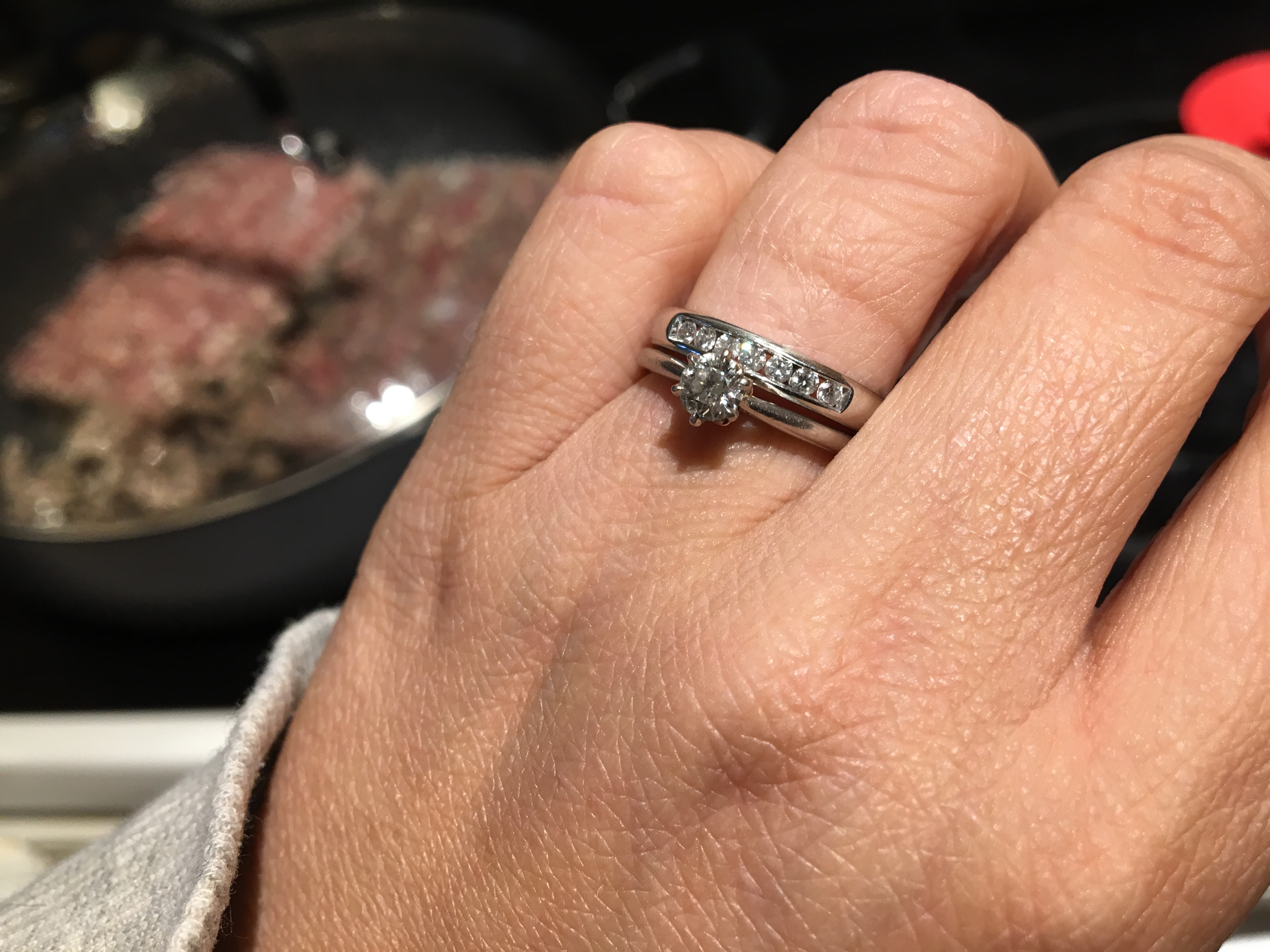 Wedding band thicker than engagement ring band? Pics please!! Page 2