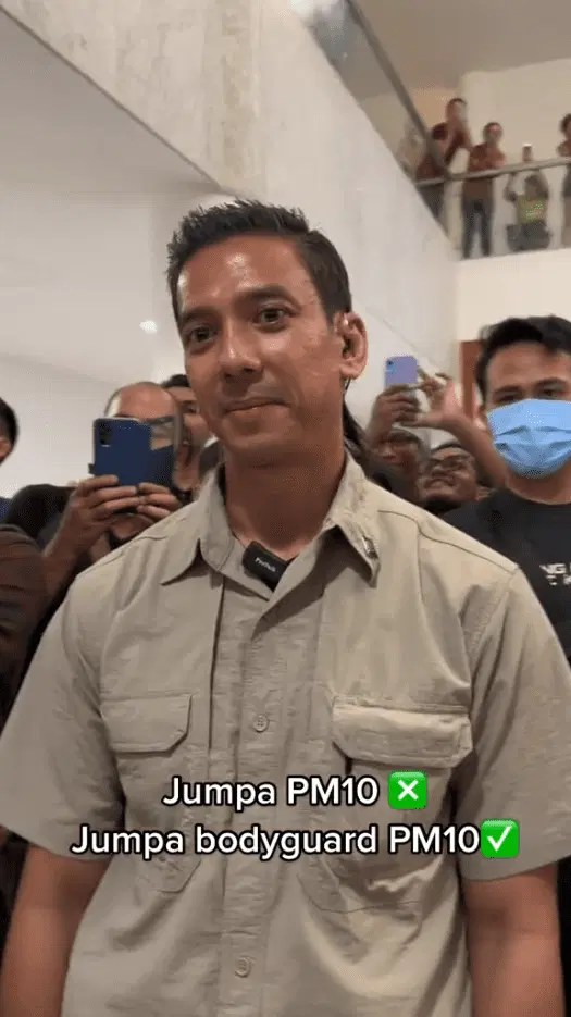 Anwar Ibrahim's Handsome Bodyguard Goes Viral On The Net WeirdKaya