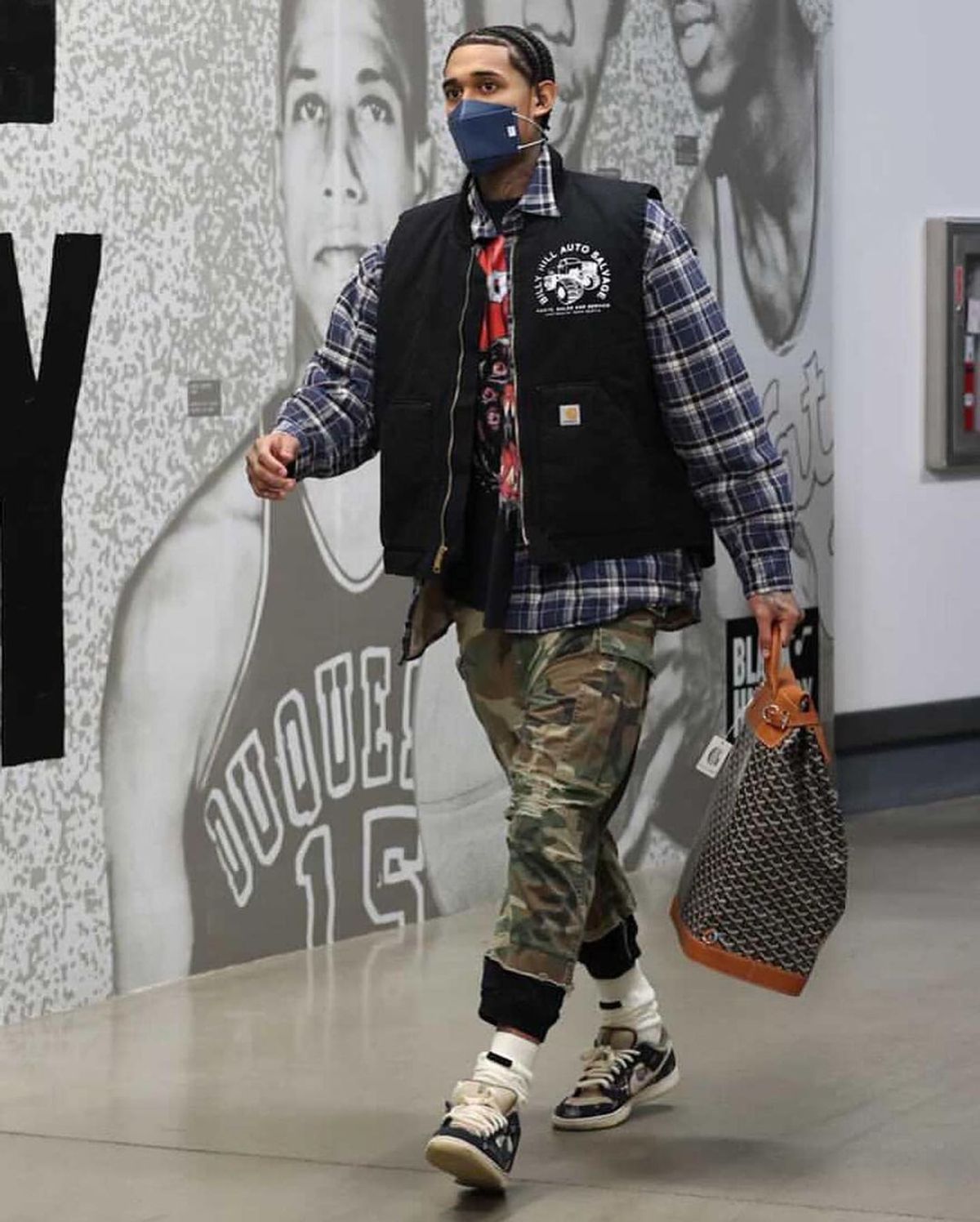 Jordan Clarkson Outfit from February 14, 2021 WHAT’S ON THE STAR?