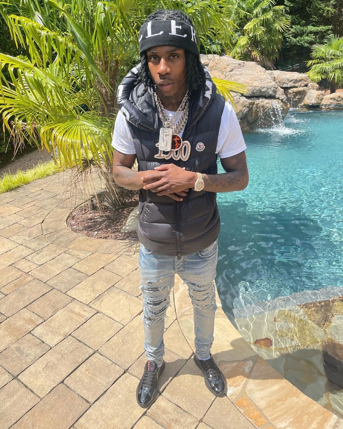 Polo G Outfit from June 28, 2021 WHAT’S ON THE STAR?