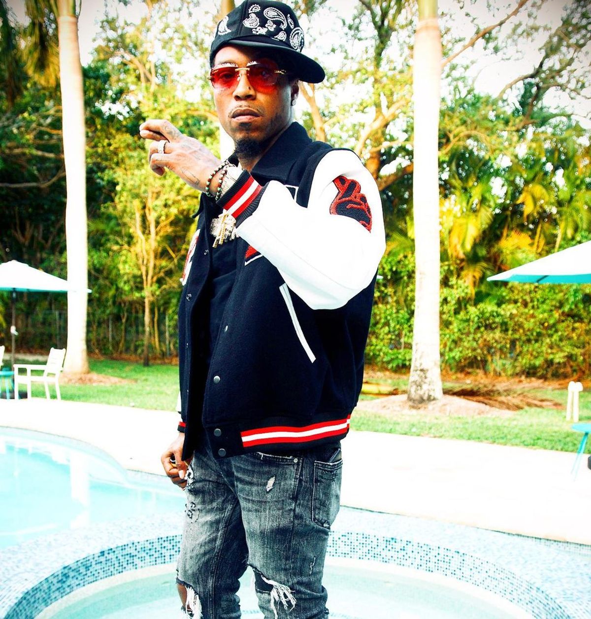 Rx Peso Outfit from April 25, 2021 WHAT’S ON THE STAR?