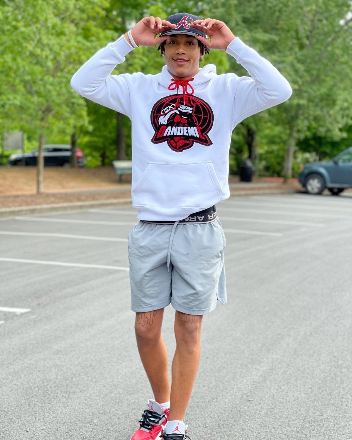 Dejuane Mccoy: Outfits, Clothes, Style and Fashion | WHAT’S ON THE STAR?