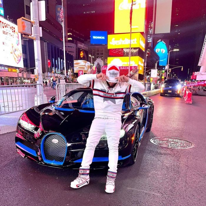 El Alfa El Jefe Outfit from February 7, 2022 | WHAT’S ON THE STAR? El alfa el jefe net worth 2020
