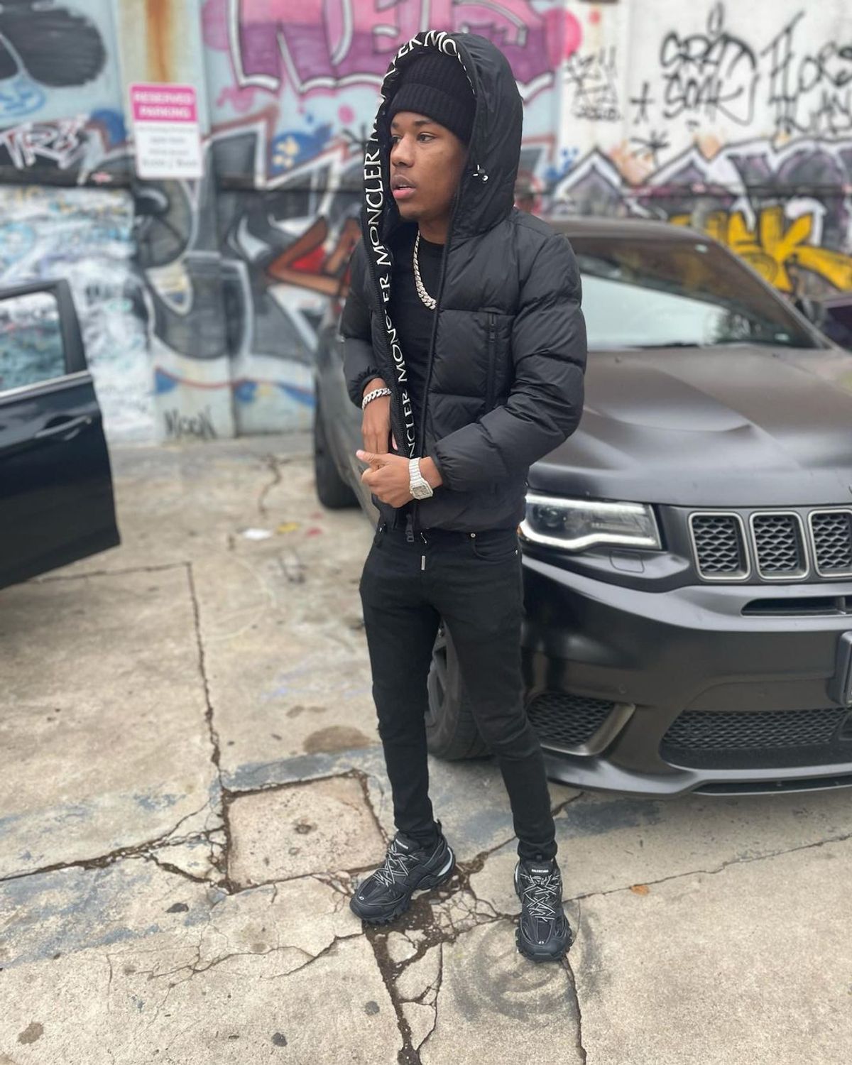 Nardo Wick Outfit from November 5, 2021 WHAT’S ON THE STAR?